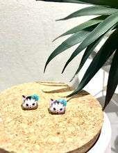 Load image into Gallery viewer, Retro Kitty Studs
