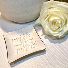 Charger l'image dans la galerie, Trinket Tray - Miss to Mrs.