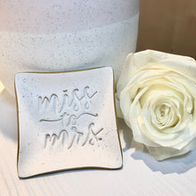 Charger l'image dans la galerie, Trinket Tray - Miss to Mrs.