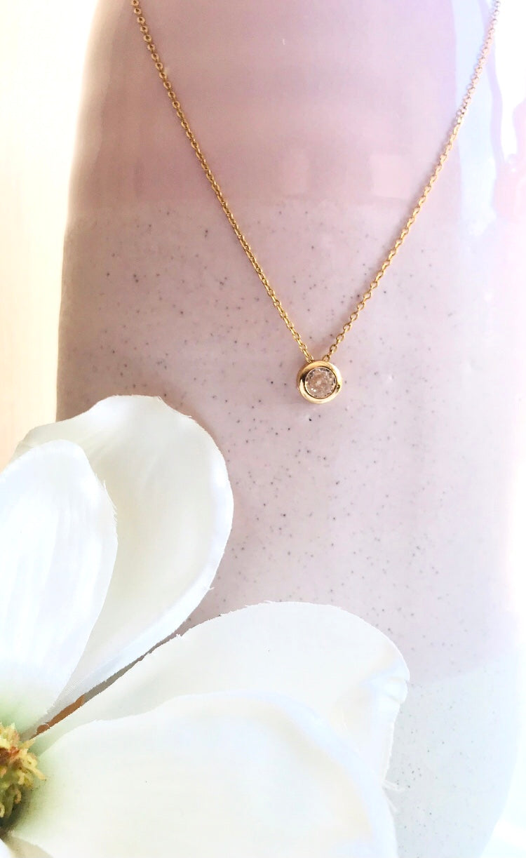 Grace Necklace - Gold and White