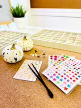 Load image into Gallery viewer, Mini Pumpkin Decorating Workshop
